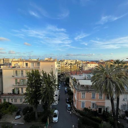 Casa Vacanze Nido Al Mare サンレモ エクステリア 写真