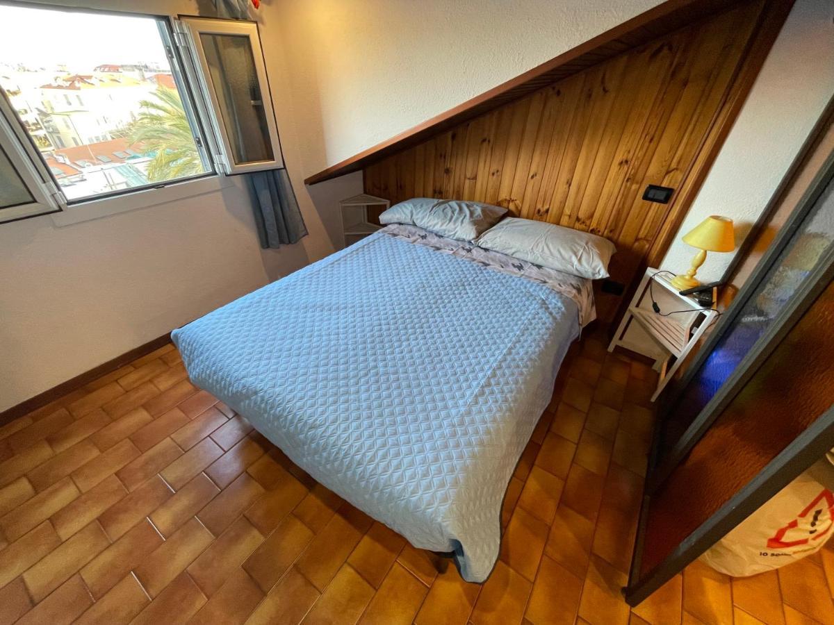 Casa Vacanze Nido Al Mare サンレモ エクステリア 写真